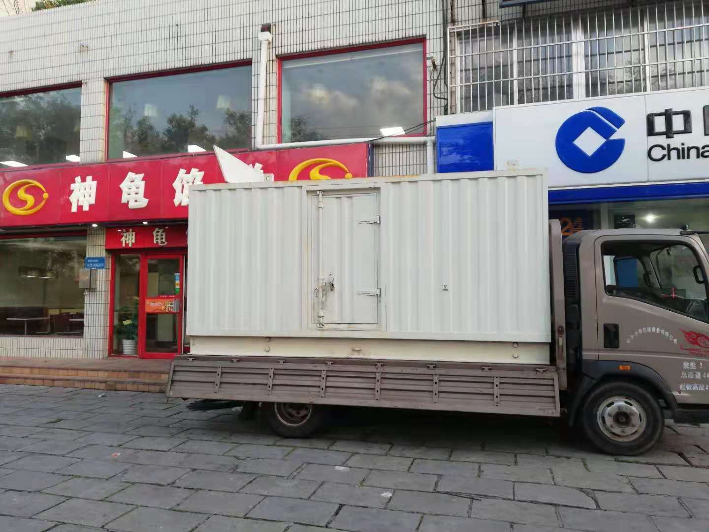 东西湖出租发电机-柴油发电机组错误的启动方式