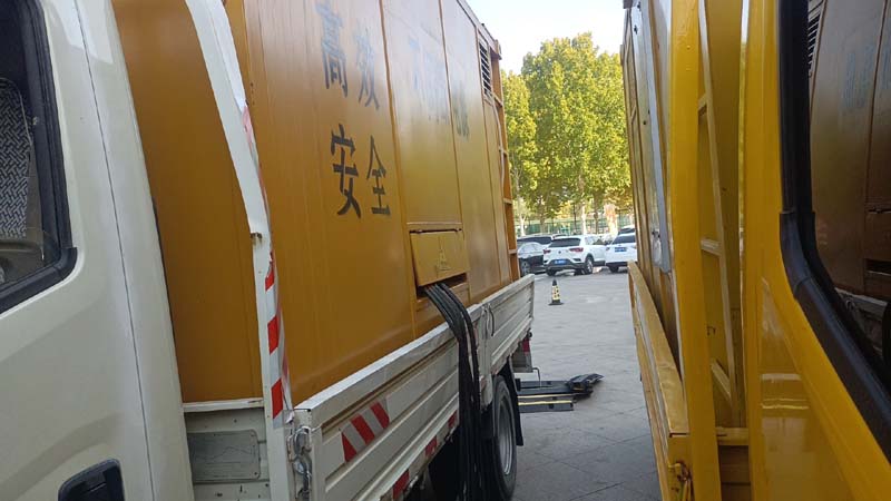 东西湖如何判断柴油发电机组和UPS电源的切换时间是否符合要求？